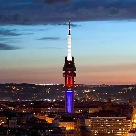 Art Garden Towers Prága