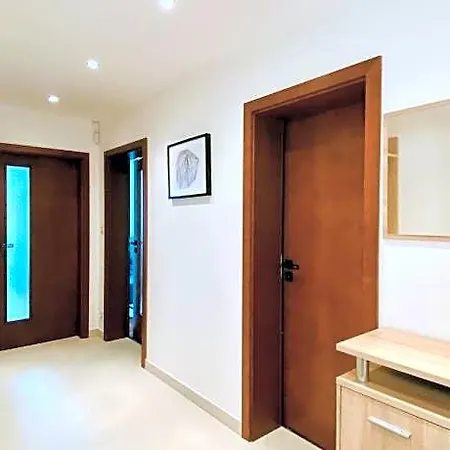 Art Garden Towers Szálloda 5*